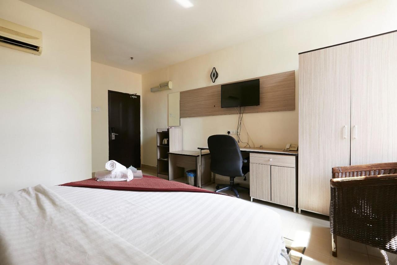 Dolphin Hotel, Chow Kit Kuala Lumpur Extérieur photo