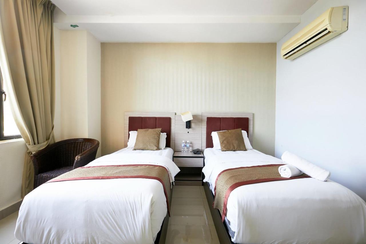 Dolphin Hotel, Chow Kit Kuala Lumpur Extérieur photo