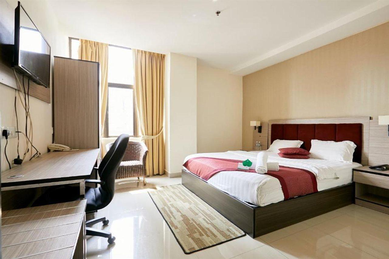 Dolphin Hotel, Chow Kit Kuala Lumpur Extérieur photo
