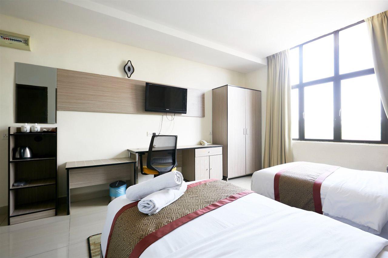 Dolphin Hotel, Chow Kit Kuala Lumpur Extérieur photo